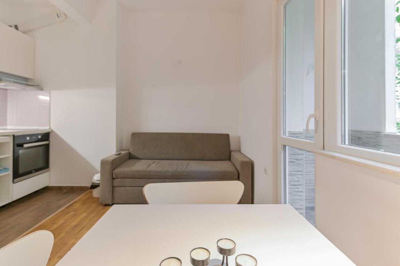 Bright Apartment In The Heart Of The City By Flat Mаnager Sofie Exteriér fotografie