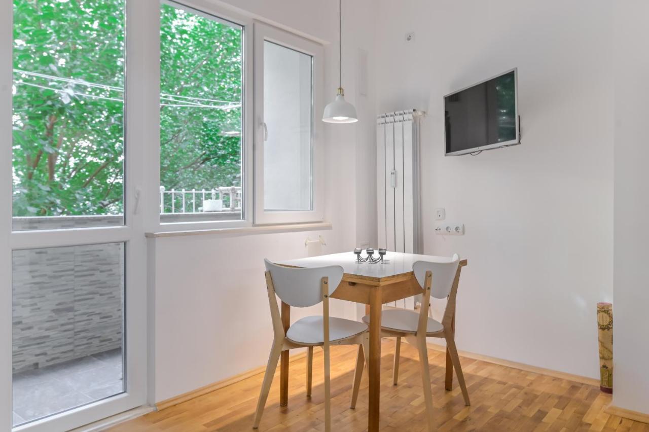 Bright Apartment In The Heart Of The City By Flat Mаnager Sofie Exteriér fotografie