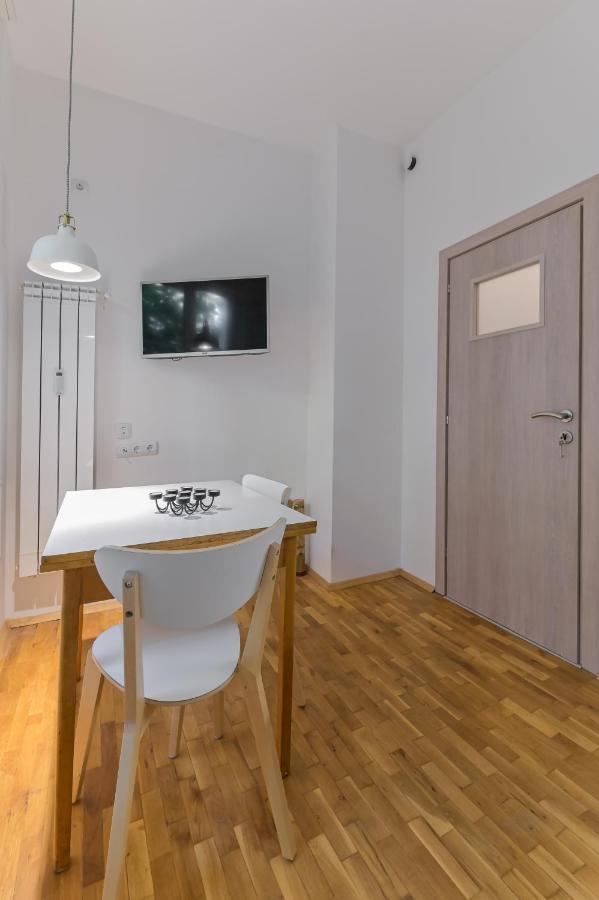 Bright Apartment In The Heart Of The City By Flat Mаnager Sofie Exteriér fotografie
